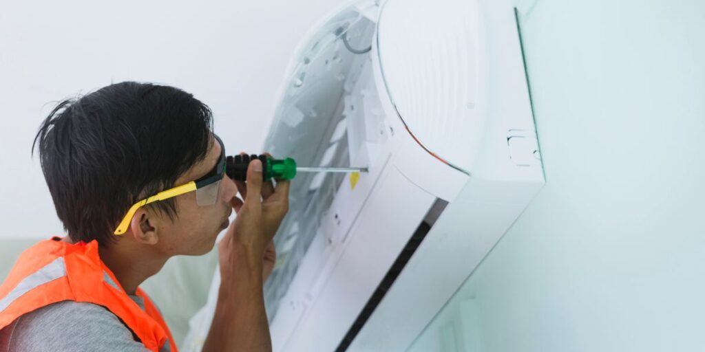What Date Should You Schedule Air Conditioning Services in Van Nuys